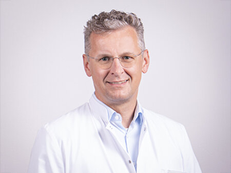 Knieprothese nach Unfall – Expertise zählt Knieprothese nach Unfall – Expertise zählt