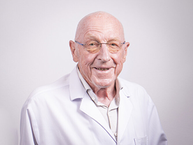 Univ.-Prof. Dr. Madersbacher Helmut